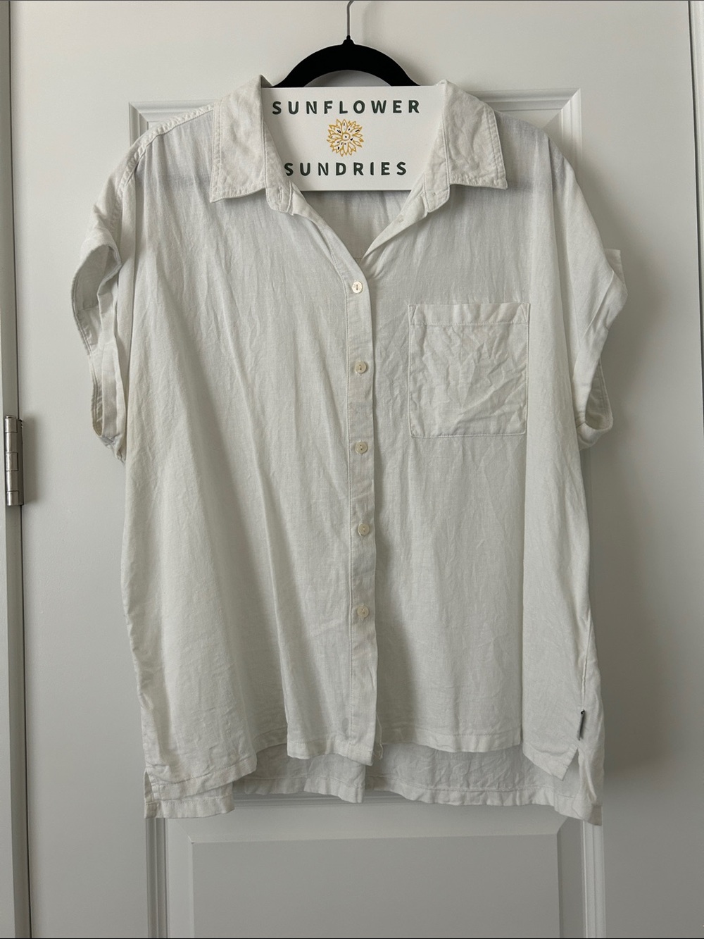 Orvis Women’s White  Linen Blend Button-Up Shirt